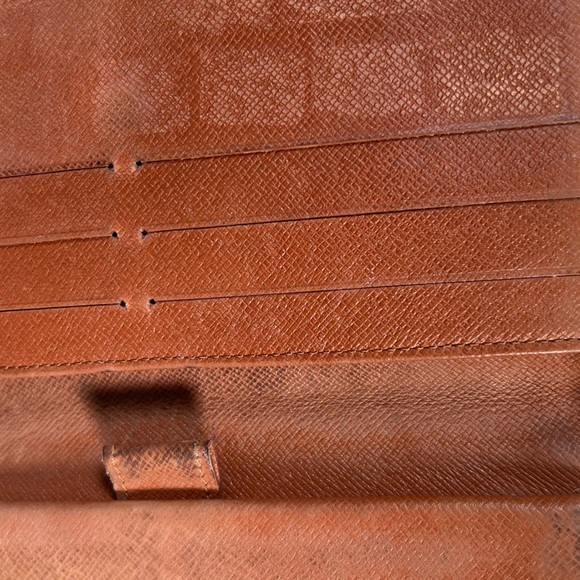 Louis Vuitton LV Long Wallet - Picture 5 of 12